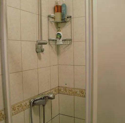 Apartment Leela *