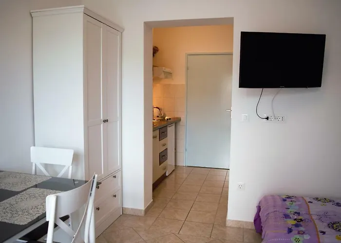 Leela Apartment *